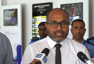 މިނިސްޓަރު އަލީ އިހުސާން: ފޮޓޯ/ ސަންގު