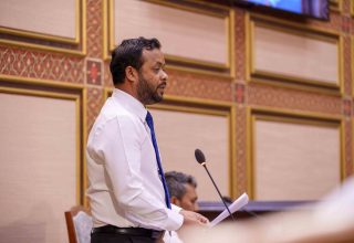 ހައުސިން މިނިސްޓަރ ޑރ. އަބްދުﷲ މުއްޠަލިބެ