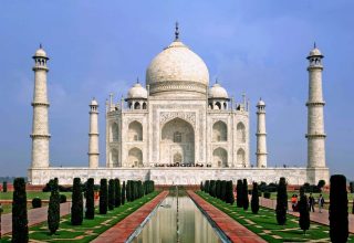 10-15-43-Taj-Mahal-Agra-India