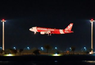 ފޮޓޯ: މިހާރު އޮންލައިން/ ހުސެއިން ވަހީދު --- ރޯވި ބޯޓު ވީއައިއޭއަށް އެމެޖެންސީގައި ޖައްސަނީ