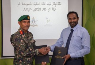 ވެމްކޯއިން އެމްއެންޑީއެފް ފަޔަރ އެންޑް ރެސްކިއުއާއި އެކު އެއްބަސްވުމެއްގައި ސޮއިކޮށްފި. ފޮޓޯ:ވެމްކޯ