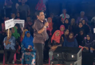 ދަވާލި ނަމުގައި ޕްރޮގްރެސިވް ކޮންގްރެސްއިން ބޭއްވި ޖަލްސާގައި ރައީސް ޔާމިން ވާހަކަދައްކަވަނީ. ފޮޓޯ: ސަންގު