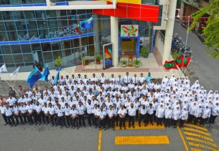 ކަސްޓަމްސްގެ އިސް މުވައްޒަފަކު ކޮރަޕްޝަންގެ ތުހުމަތުގައި ވަޒީފާއިން ވަކި ކުރުން / ފޮޓޯ: ކަސްޓަމްސް