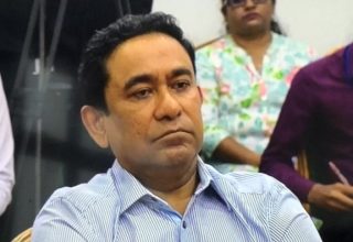 ކުރީގެ ރައީސް އަބްދުﷲ ޔާމީން ޝަރީއަތުގެ މަޖިލީހުގައި
