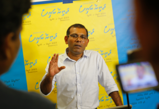 ރައްޔިތުންގެ މަޖިލީހުގެ ރައީސް، ރައީސް މުހައްމަދު ނަޝީދު ވަނީ އިންޑިއާއާއި ރާއްޖޭގެ ގުޅުން ރަނގަޅުވަމުން އަންނަ ކަމަށް ވިދާޅުވެފައި : ފޮޓޯ- ސޯޝަލް މީޑިއާ