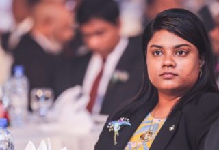 ޕްރޮސެކިއުޓާ ޖެނެރަލް އައިޝަތު ބިޝާމް- ފޮޓޯ: ސަން އޮންލައިން