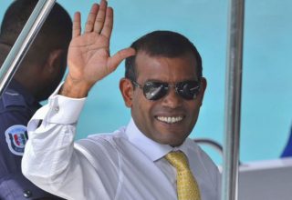 ރައީސް ކަމުގެ ތިން ވަނަ ދައުރަކަށް ނަޝީދު ކުރިމަލައްވައިފި. ފޮޓޯ: ސަންގު ފައިލް