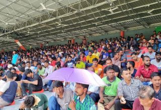 ޤަވައިދާ ޚިލާފަ އުޅޭ ބިދޭސީން... ފޮޓޯ: ސަންގު