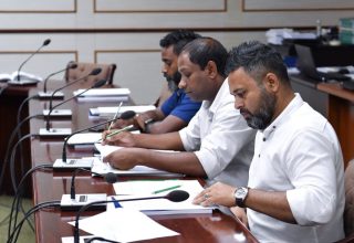 މިރޭ ބޭއްވި ޖުޑިޝަރީ ކޮމިޓީގެ ތެރެއިން: ފޮޓޯ މަޖިލިސް މީޑިއާ