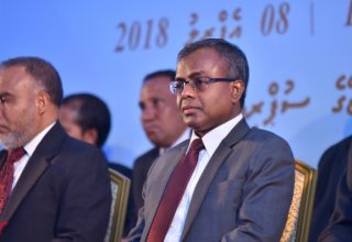 ދިވެހިރާއްޖޭގެ އުއްތަމަ ފަނޑިޔާރު ޑޜ އަހުމަދު އަބްދުﷲ ދީދީ: ފައިލް ފޮޓޯ