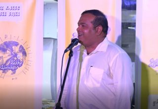 ކެމްޕެއިން ޖަގަހައިގައި އަސްލަމް ވާހަކަދައްކަވަނީ: ފޮޓޯ ސަންގު