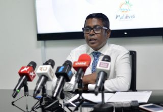 އެމްއެމްޕީއާރުސީގެ ފަރާތުން ބޭއްވި ނޫސްވެރިންގެ ބައްދަލުވުމުގެ ތެރެއިން -- ސަން ފޮޓޯ