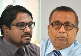 ލިސްޓުގެ އެންމެ ކުރީގައި އުޅުއްވާ ފުއާދު ތައުފޫޤު (ކ) އީސީގެ މެންބަރު އަމްޖަދު މުސްތަފާ (ވ)
