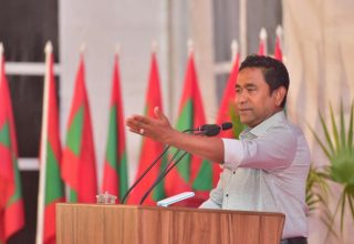 ރައީސް ޔާމީން ޖަލްސާއެއްގެ ތެރެއިން: ފޮޓޯ ސޯޝަލް މީޑިއާ
