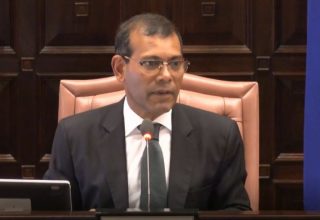 ރައީސް ނަޝީދު މަޖިލީހުގެ ރިޔާސަތުގައި ވާހަކަދައްކަވަނީ: ފޮޓޯ ސަންގު