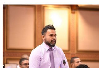 މެމްބަރު ޝިޔާމް މަޖިލީހުަގައި ވާހަކަދައްކަވަނީ: ފޮޓޯ ސަންގުޓީވީ