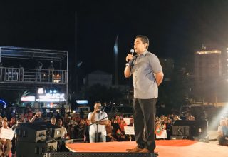 ފުނޑާލައިފި ޖަލްސާގައި ރައީސް ޔާމިން ވާހަކަދައްކަވަނީ... ފޮޓޯ: ޕީއެންސީ