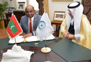 އެއްބަސްވުމުގައި ސޮއި ކުރުމުގެ ރަސްމީއްޔާތުގެ ތެރެއިން: ފައިލް ފޮޓޯ