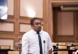 މެމްބަރު މުހައްމަދު ނަޝީދު އަބްދުﷲ މަޖިލީހުގައި ވާހަކަދައްކަވަނީ
