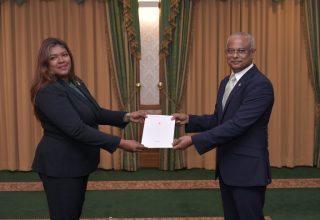 ސުޕްރީމް ކޯޓުން ޖޭއެސްސީ އަށް ފަނޑިޔާރު ޝުޖޫން - ފޮޓޯ: ރައީސް އޮފީސް