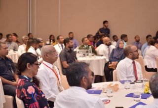 ވިޔަވަތި ރާއްޖެ ބައްދަލުވުމުގެ ތެރެއިން: ފޮޓޯ ރައީސް އޮފީސް