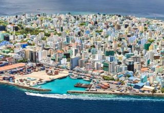 ކުލި ކޮންޓްރޯލް ކުރުމަށް ރައްޔިތުންގެ މަޖިލީހަށް އާއްމުންގެ ސޮޔާއި އެކު ޕެޓިޝަނެއް ހުށަހަޅަނީ - ފޮޓޯ: ގޫގުލް