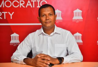 ލޭބަރ ޕާޓީގެ ޗެއަރޕަރސަން އަހުމަދު ޝިހާމް: ފޮޓޯ އަވަސް
