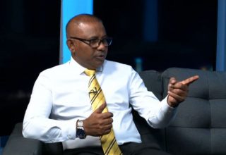 ސިޓީ ކައުންސިލް ހެންވޭރު ދާއިރާގެ މެމްބަރު ނިޔާޒް--