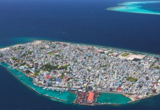 ރާއްޖޭގެ ރަށެއް -- އޭރިއަލް