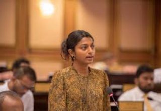 ރައްޔިތުން މަޖިލިހުގެ ނައިބު ރައީސް އަދި ގަލޮޅު އުތުރުދާއިރާގެ މެންބަރު އީވާ ޢަބްދުﷲ ---- ފޮޓޯ: މަޖިލިސް