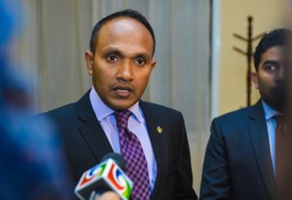 ކުރީގެ ނައިބް ރައީސް ޑރ މުހައްމަދު ޖަމީލް އަހުމަދު: ފައިލް ފޮޓޯ
