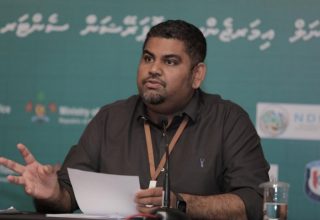 ސަރުކާރުން ކަންކަން ފޮރުވަނީކަމަށް ބުނެ ދައްކާ ވާހަކަތަކަށް މަބްރޫކުގެ ރައްދެއް