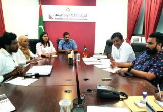 މަޑިސީލަ ޕްރޮގްރާމް ހުއްޓާލުމަށް އެންގުން