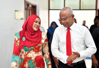 ރައީސް ސާލިހު އާއި އެޗްއާރްސީއެމްގެ ރައީސާ އީނާސް ވާހަކދައްކަވަނީ