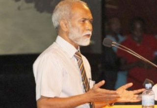 އައްޝައިޚް ޙުސެއިން ރަޝީދު އަޙްމަދު. ފޮޓޯ: އާކައިވްއެމްވީ
