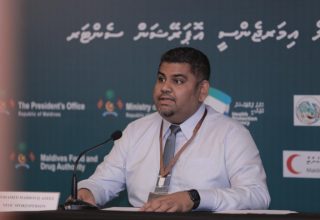 ކޮރޯނާ ވައިރަސް: ހަތަރު ރިސޯޓަކާއި 15 ސަފާރީއަކުން މީހުން ފޭބުމުގެ ހުއްދަ ދީފި - ފޮޓޯ:  މުހައްމަދު ޝަރުހާން
