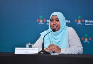 ކަރަންޓީނުން ދޫކޮށްލާ މީހުންނާއި މެދު މުޖްތަމައުގައި ތަފާތު ކުރުން ގެންގުޅޭކަމުގެ ކަންބޮޑުވުންތަކެއް! - ފޮޓޯ: ރައީސް އޮފީސް