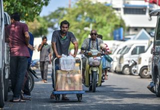 ކާފިއު ގަޑިތަކުގައި މާލޭ ސަރަހައްދުގެ ބައެއް ފިހާރަތަކަށް ޑެލިވަރީ ކުރުމުގެ ހުއްދަ!  - ފޮޓޯ: މިހާރު