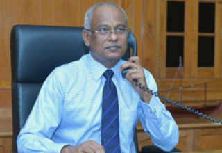 ފޮޓޯ: ރަައީީސްް އޮޮފީީސްް