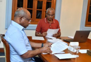 ބޭރުގެ އެކި ގައުމުތަކުގައި ތިބި ދިވެހި ދަރިވަރުން ރާއްޖެ ގެނައުމުގެ މަސައްކަތްތައް