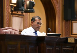 ރައްޔިތުންގެ މަޖިލީޙުގެ ރައީސް ރައީސް މުހައްމަދު ނަޝީދު: ފޮޓޯ މަޖިލިސް