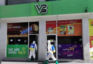 ވީބީ މާޓް ޑިސްއިންފެކްޓު ކުރަނީ- ފޮޓޯ: ކްލީންޓެކް މޯލްޑިވްސް