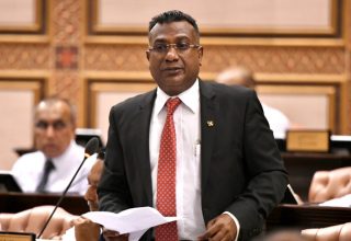 ފޮޓޯ: މަޖިލިސް