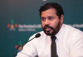 ދަރުބާރުގޭގައި ބޭއްވި ނޫސްވެރިންގެ ބައްދަލުވުން: ސްޓެލްކޯގެ މެނޭޖިންގ ޑިރެކްޓަރ ހަސަން މުޣުނީ