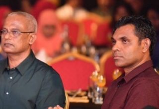 ނައިބު ރައީސް ފައިޞަލް ނަޞީމް އަދި ރައީސް ޞާލިޙް. ފޮޓޯ: ސޯޝަލްމީޑިއާ