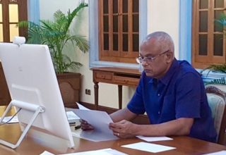 ފޮޓޯ:ރައީސް އޮފީސް