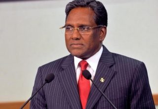 ޑރ. މުހައްމަދު ވަހީދާއި އެ މަނިކުފާނުގެ އަނބިކަނބަލުން އިލްހާމް ހުސެއިންއަށް މީހަކު ހަމަލާ ދިން މައްސަލަ
