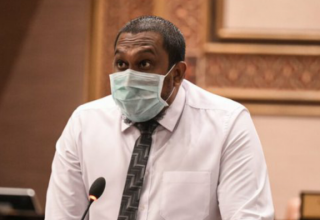 ނޮޅިވަރަމް ދާއިރާގެ މެމްބަރު ނަޝީދު: ފޮޓޯ މަޖިލިސް