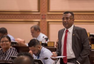 ކާށިދޫ ދާއިރާގެ މެންބަރު ޢަބްދުﷲ ޖާބިރު. ފޮޓޯ: ސޯޝަލްމީޑިއާ