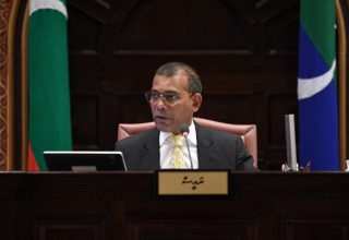 ކުރީގެ ރައީސް އަދި ރައްޔިތުން މަޖިލީހުގެ ރައީސް މުޙައްމަދު ނަޝީދު. ފައިލް ފޮޓޯ